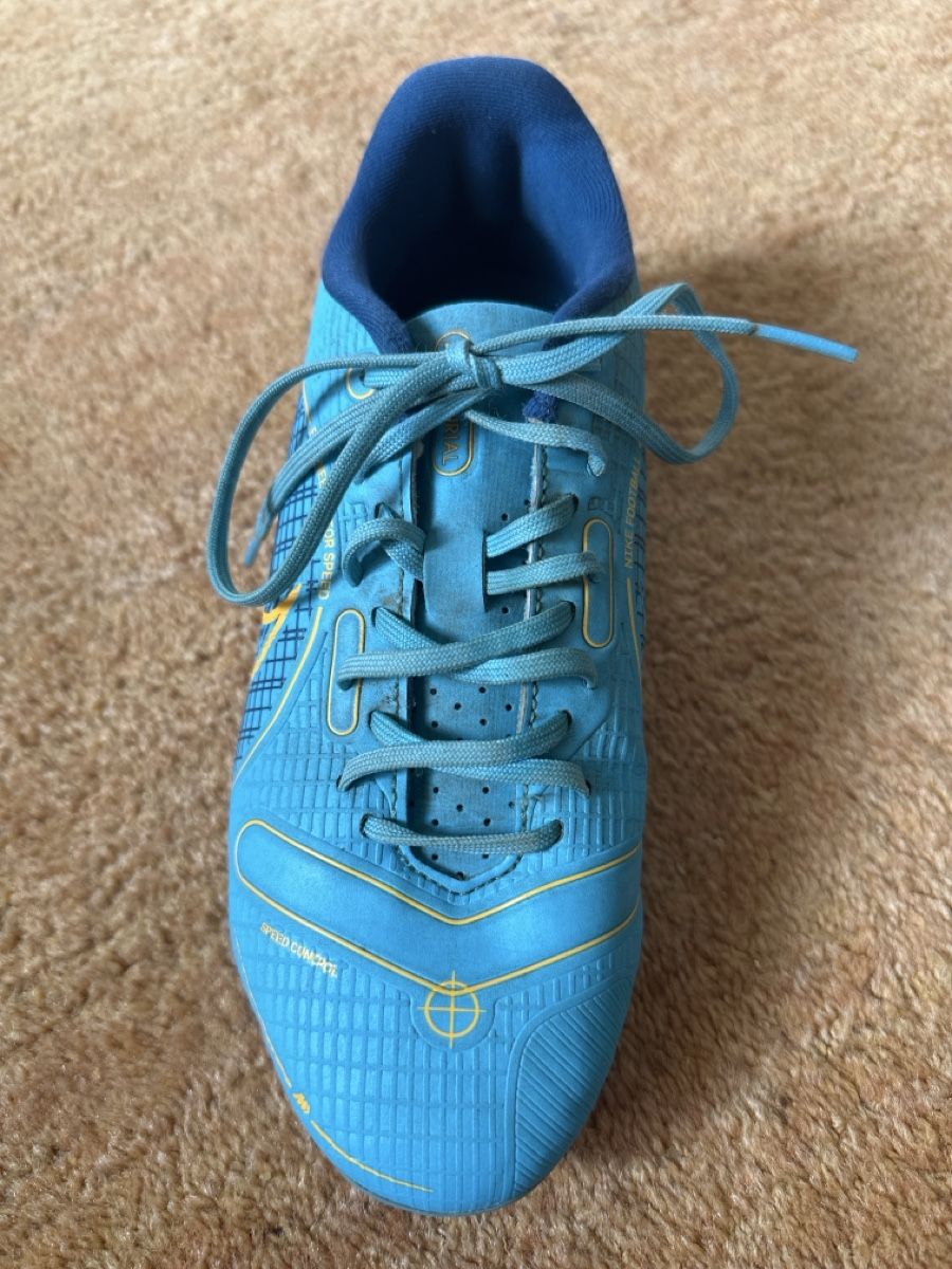 Schuhe für Jungen: Fussballschuhe Nike Grösse 36 – Gebraucht aus Lützelflüh-Goldb von ama_l2lp 2