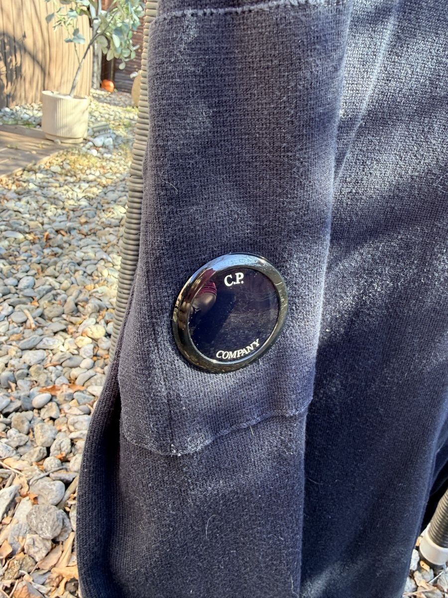 CP Company Maglioni & Felpe: C.P. Company Gilet/pull noir, Taille L! – Usato da Vétroz venduto da est_xyr5 2