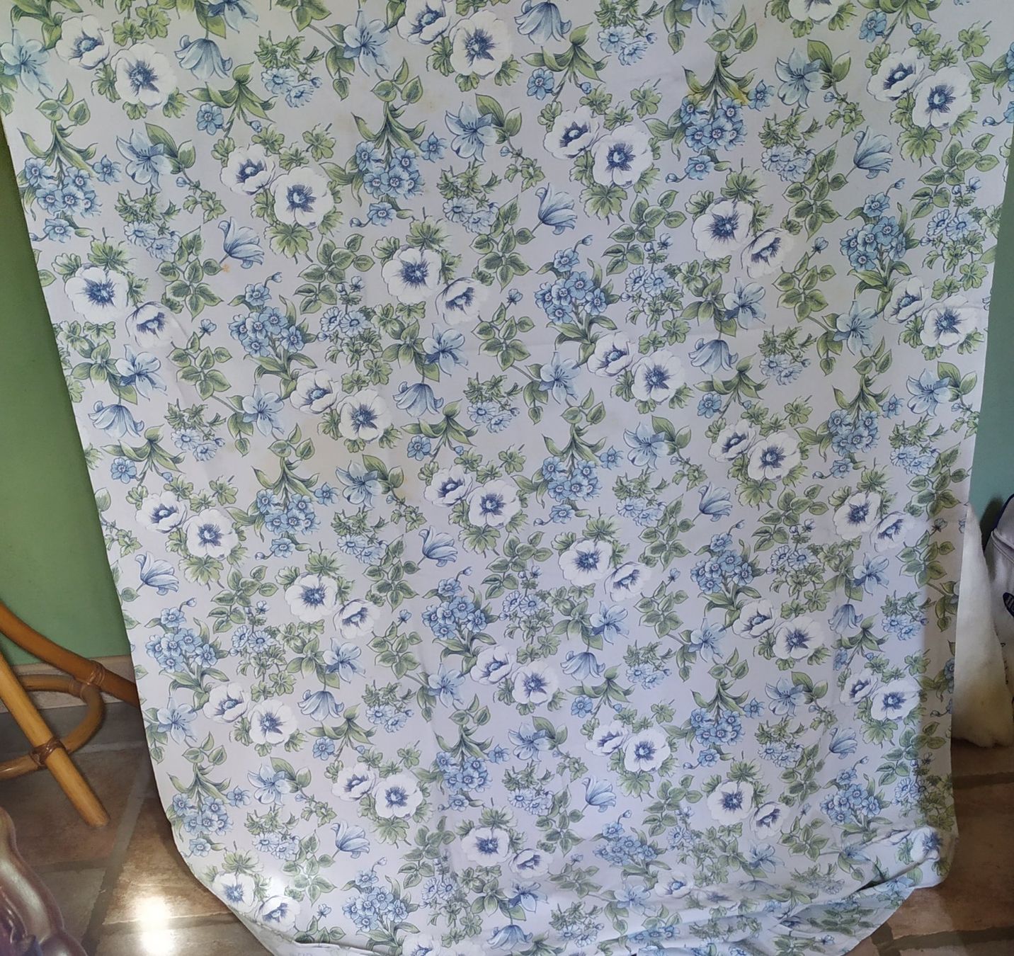 Autre linge de table: Nappe 200 x113 cm – D'occasion à Chezard St-Martin par Loucail 1