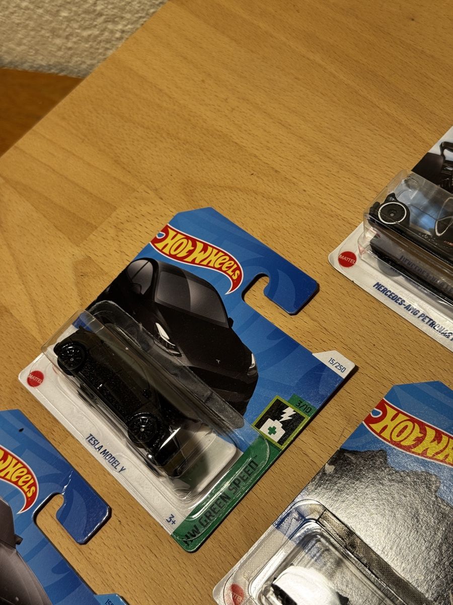 Hot Wheels Modellautos: Schwarze HotWheels 5stk. – Neu und originalverpackt aus Stüsslingen von leo_nzh6 1