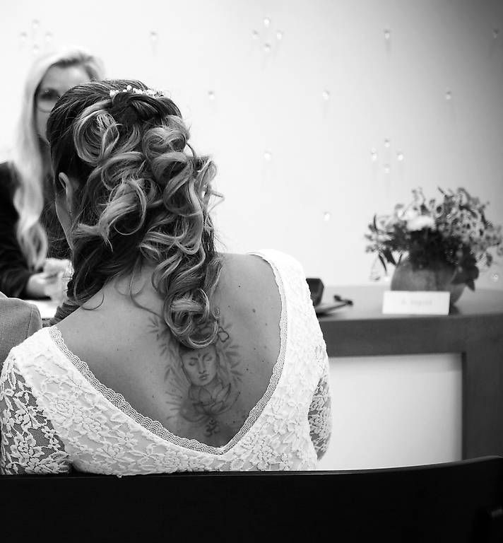Robes: Wunderschönes Hochzeitskleid Umstandsmode  – D'occasion à Boll par BernerIn_89 2