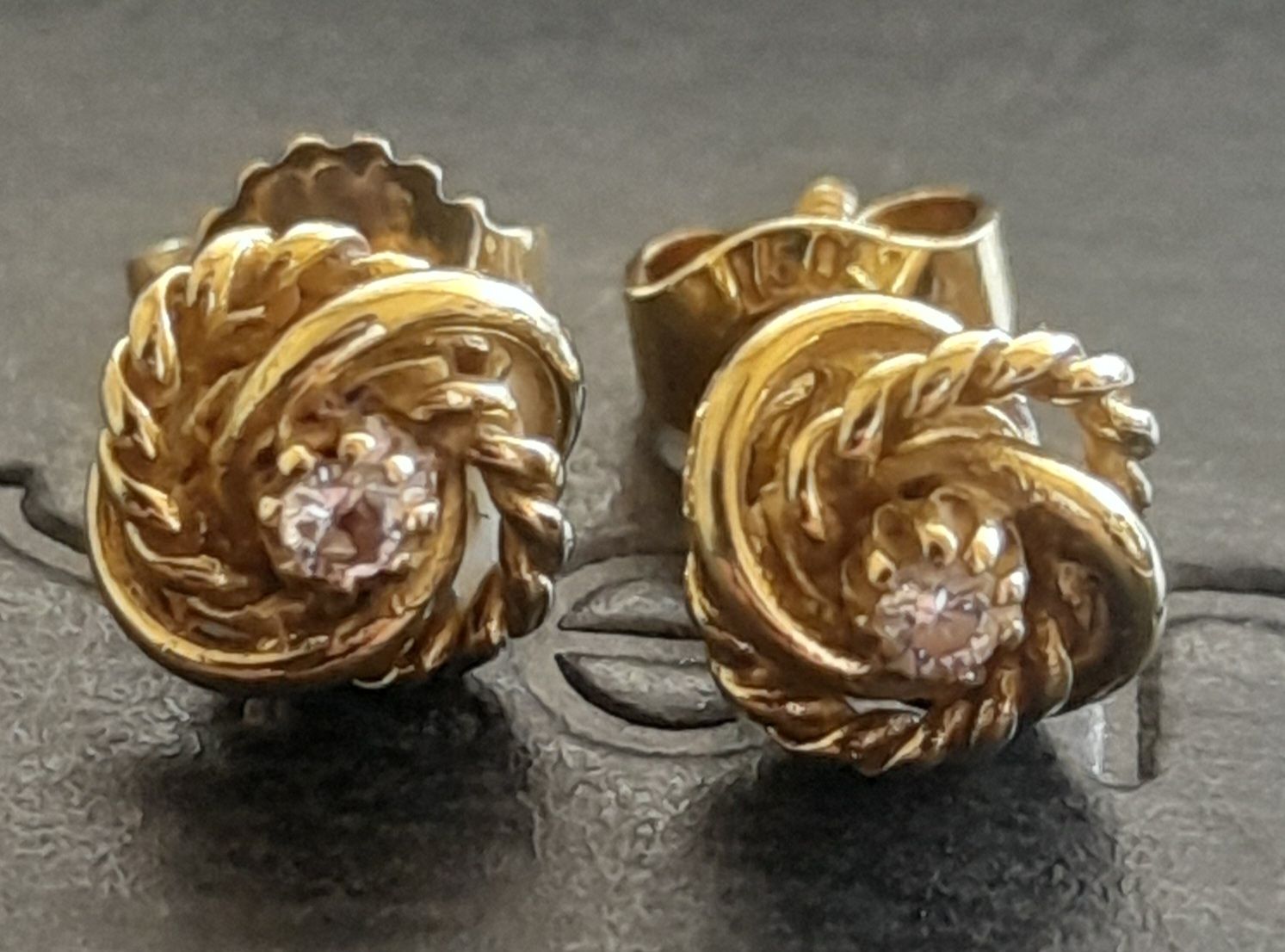 Orecchini pendenti & Orecchini a lobo: Boucles d'oreilles en Or 18cts/750 – Usato da Lausanne venduto da Glam-Luxe