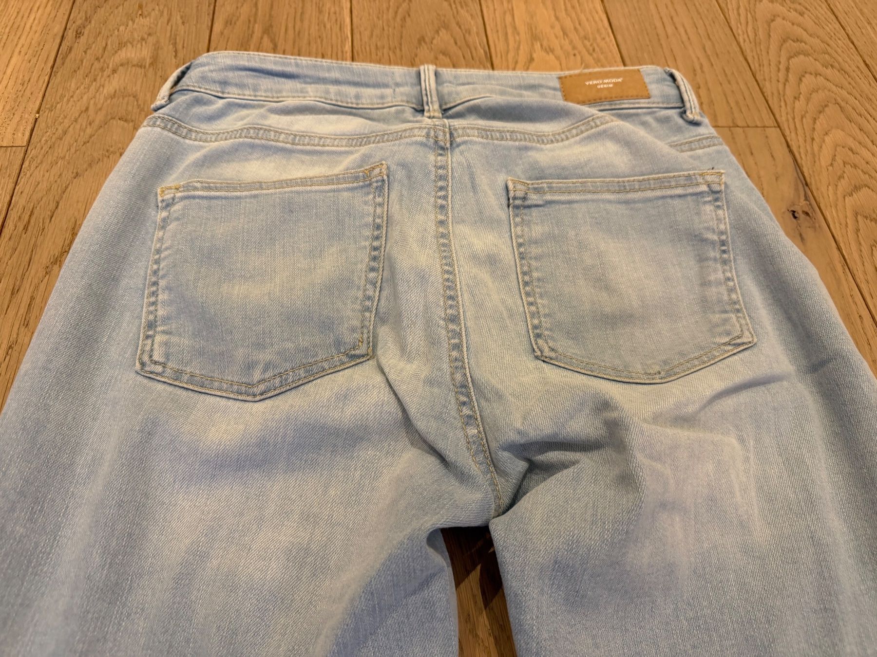 Vero Moda Jeans: Jeans Gr. S/30 Vero Moda – Nuovo (secondo la descrizione) da Wiesendangen venduto da gefion99 3
