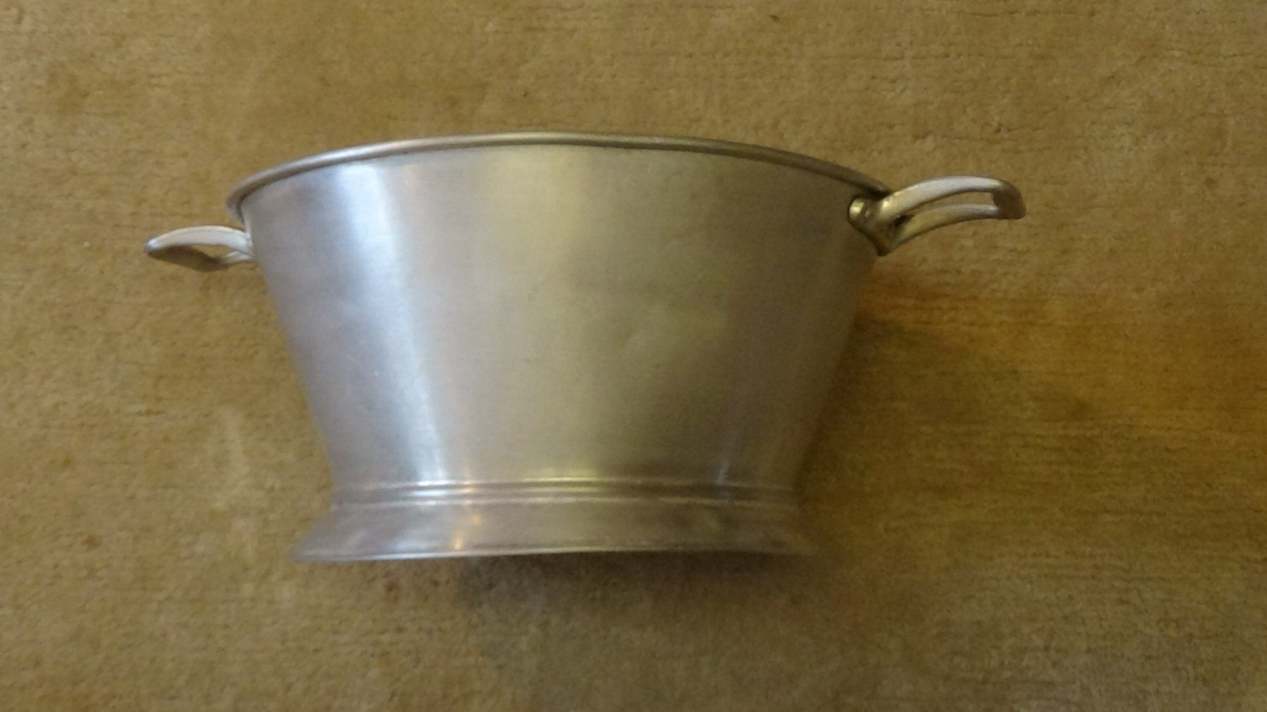 Elettrodomestici da cucina: Altes Löcherbecken ALA 30cm – Usato da Wiedlisbach venduto da Bobesch10