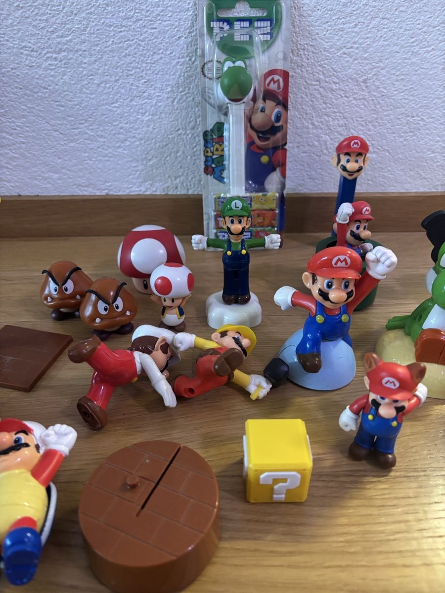 Figuren: Super Mario Figuren Sammlung + Pez Spender – Gebraucht aus Herisau von Seyashop_2 5