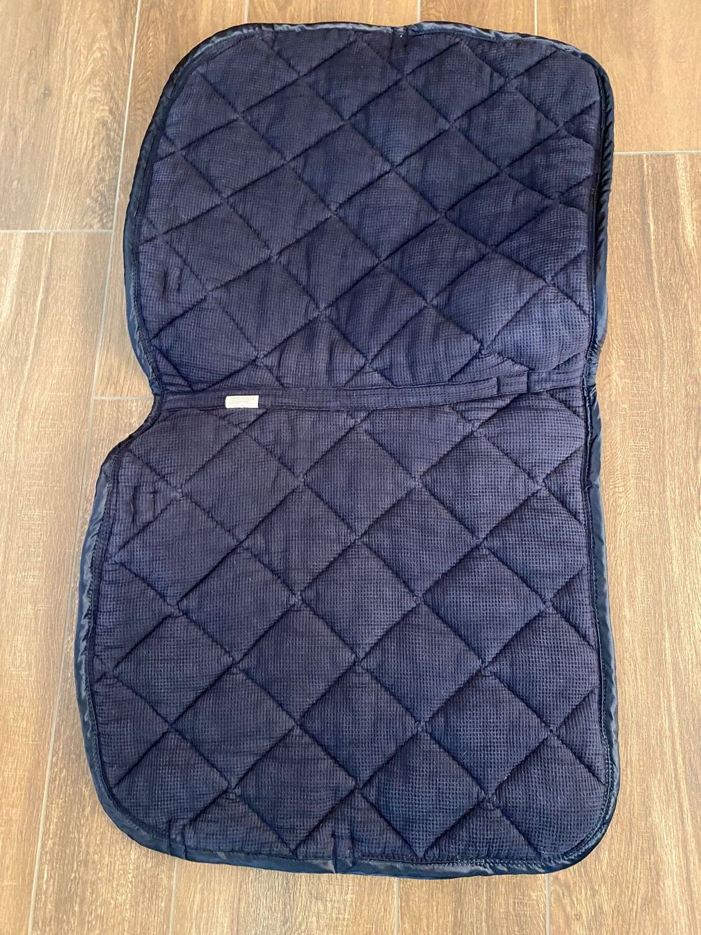 Eskadron Coperte: Eskadron Schabracke Platinum blau – Usato da Pratteln venduto da a23_j2gs 2