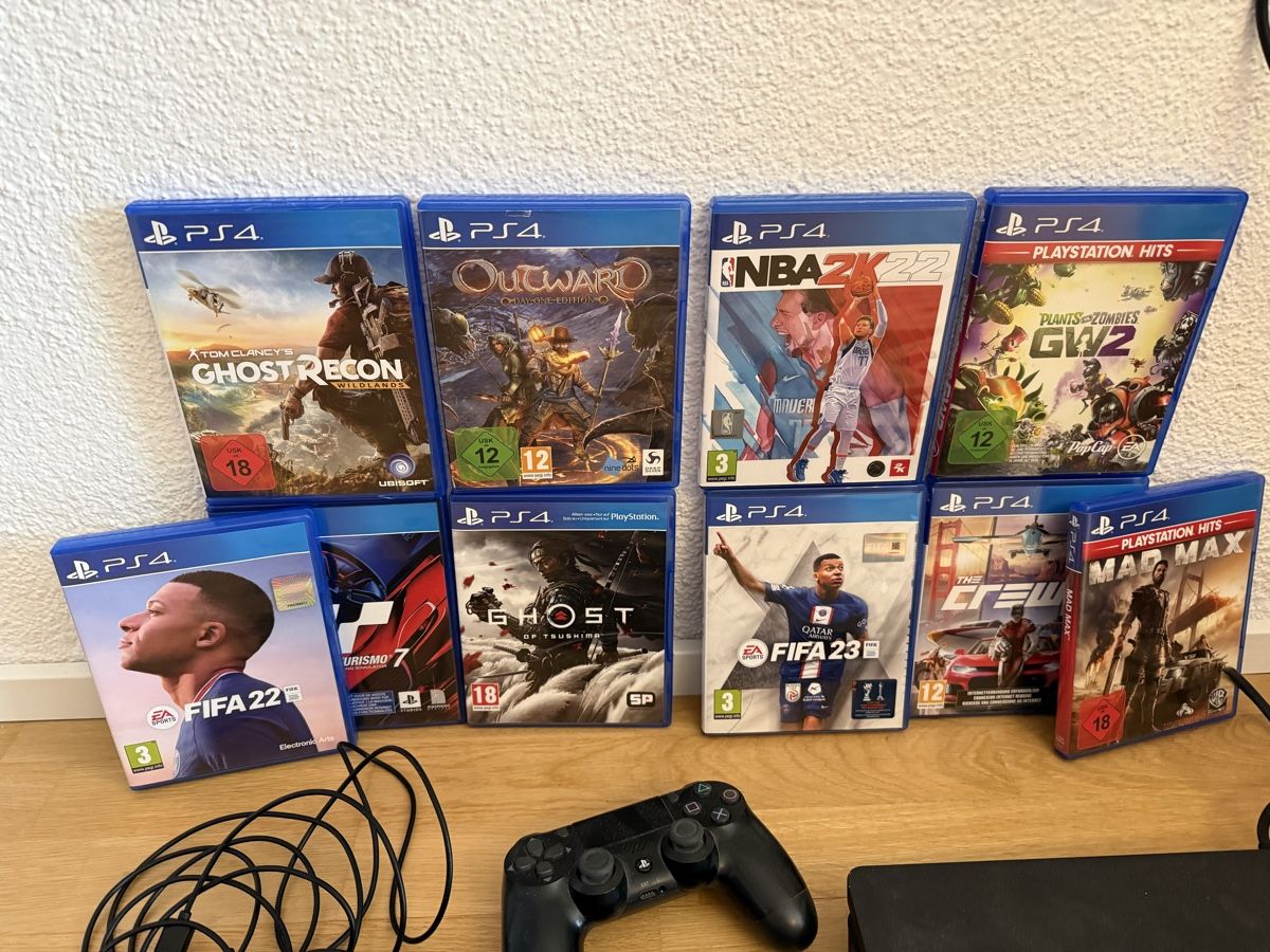 Sony Console: PS4 Konsole mit 10 Games – Usato da Ehrendingen venduto da edelkram 3