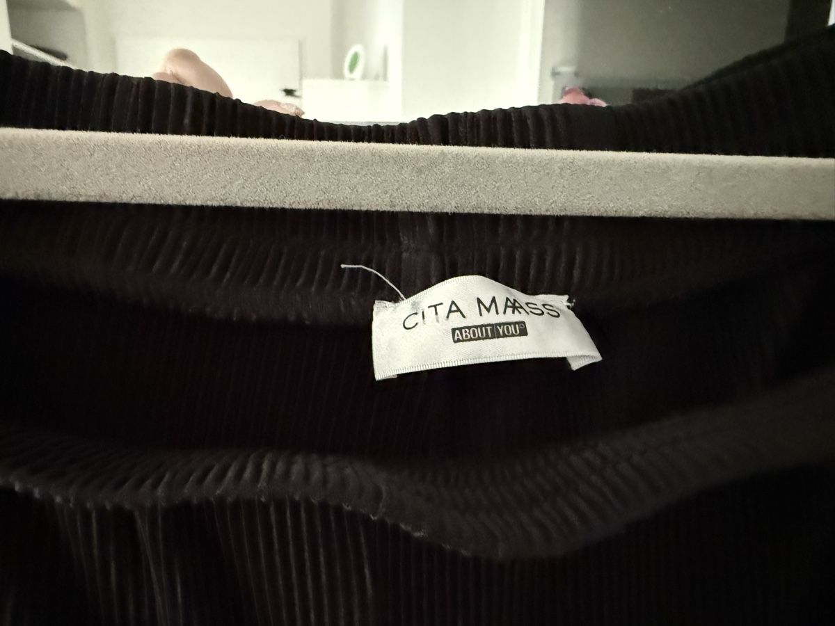 Pantaloni: Schlupfhose Grösse 46 – Nuovo (secondo la descrizione) da Pfeffikon LU venduto da pepino17 4