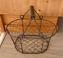 Drahtkorb oval mit Holzgriff guter Zustand grau