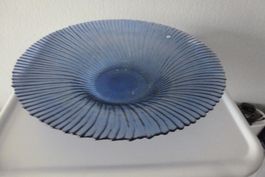 Alte große Platte. Schöne blaue Farbe.