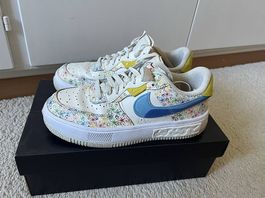 Nike Air Force 1 Fontanka Low Flowers Gr. 38.5