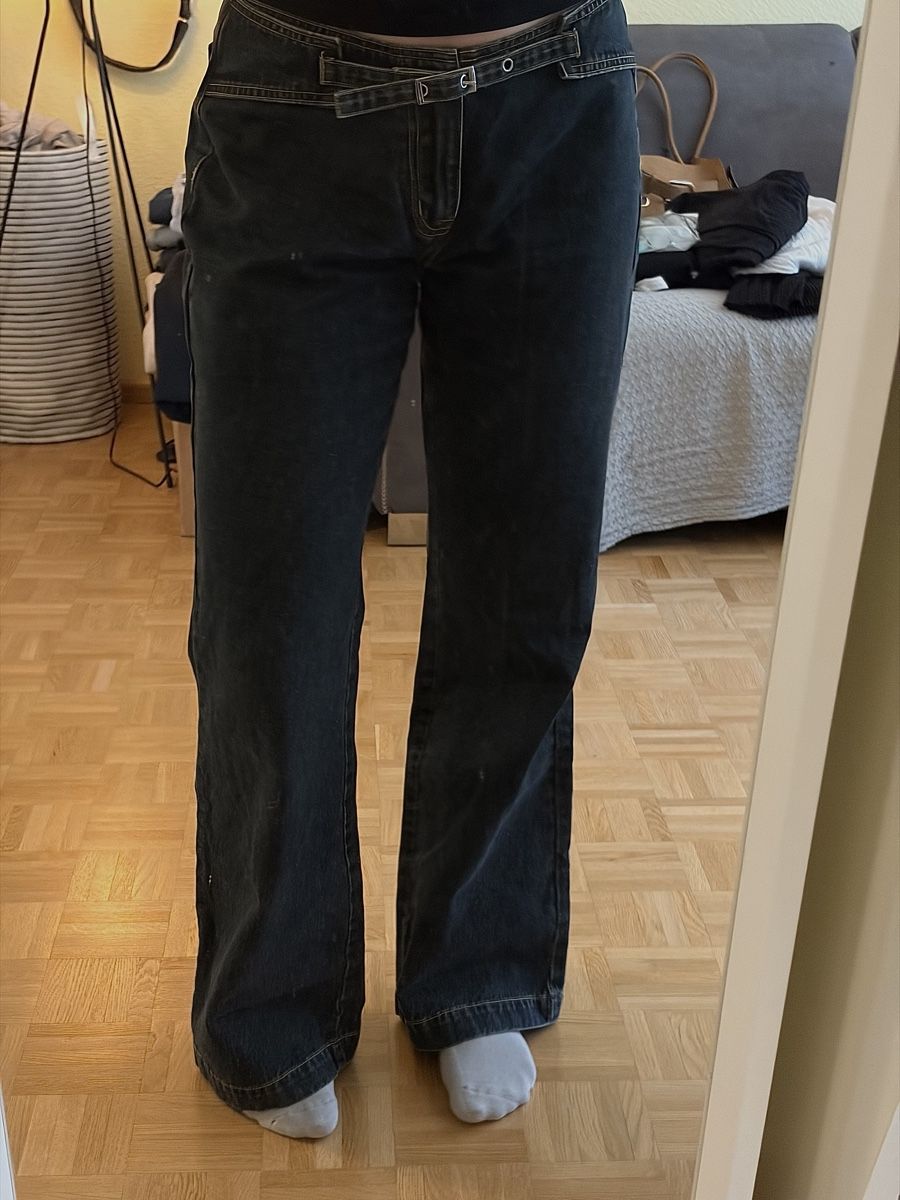 Jeans: Wurde verschenkt (nicht mehr erhältlich🗣️) – Nuovo (secondo la descrizione) da Basel venduto da pau_w9yw