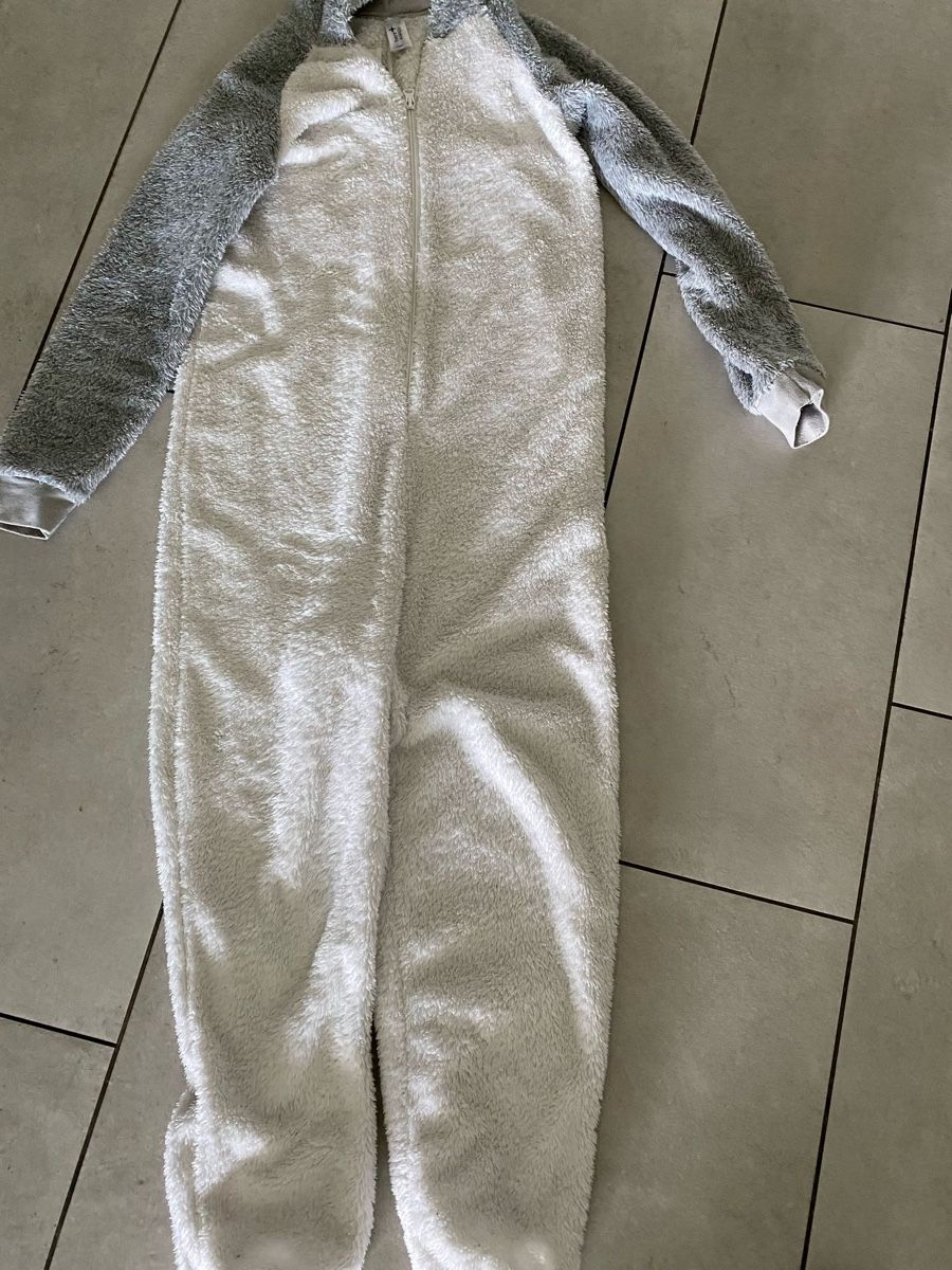Pigiama & Simili: Kinder Pyjama Panda Bär weiss Gr.158 – Usato da Baar venduto da Vili7