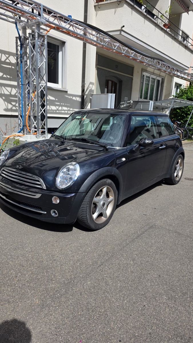 Mini Autos: Mini Cooper 3-Tuerer Blitzauktion 2 Tage!  – D'occasion à Urtenen-Schönbühl par daremare 3