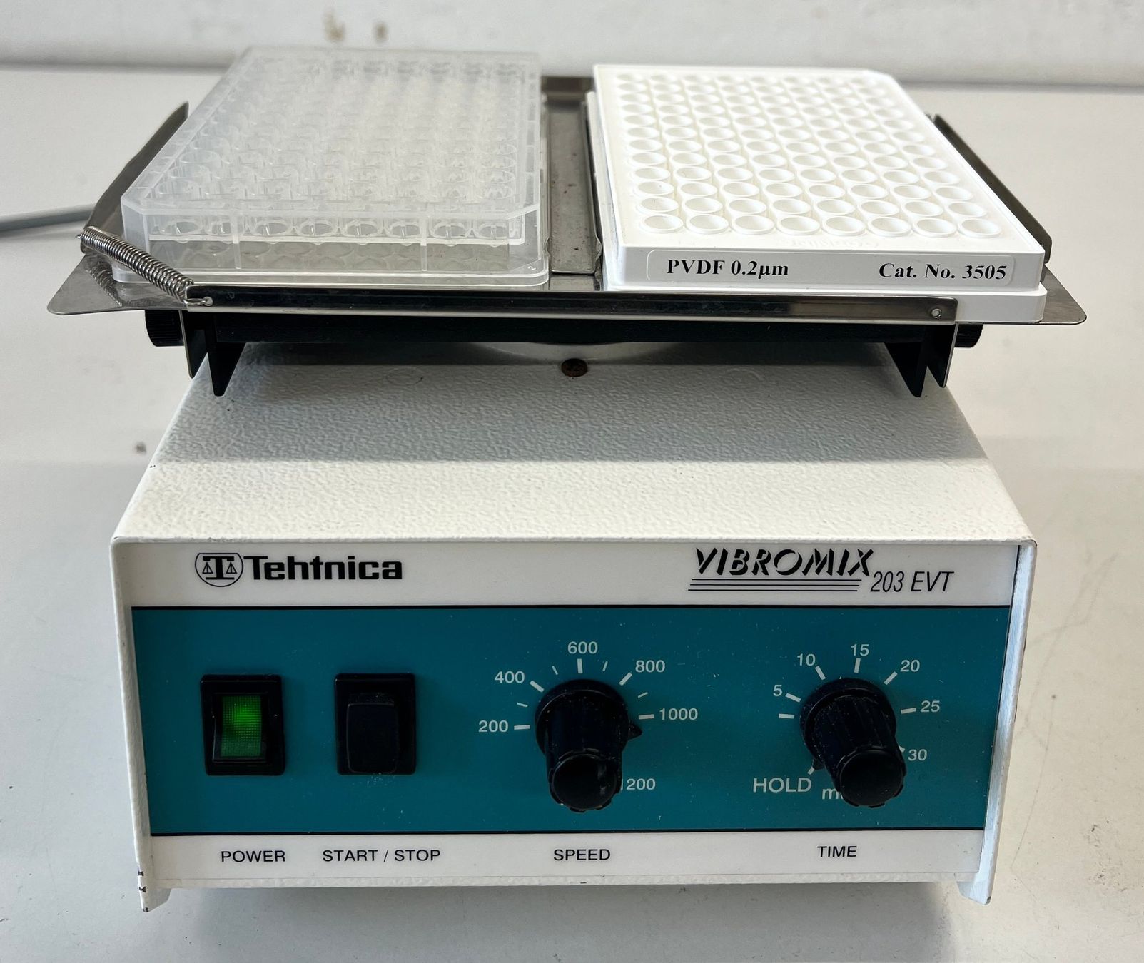 Accessori da laboratorio: Tehtnica Vibromix 203 T EVT Microplate Shaker – Usato da Niederdorf venduto da LeptonAG_Labor 2