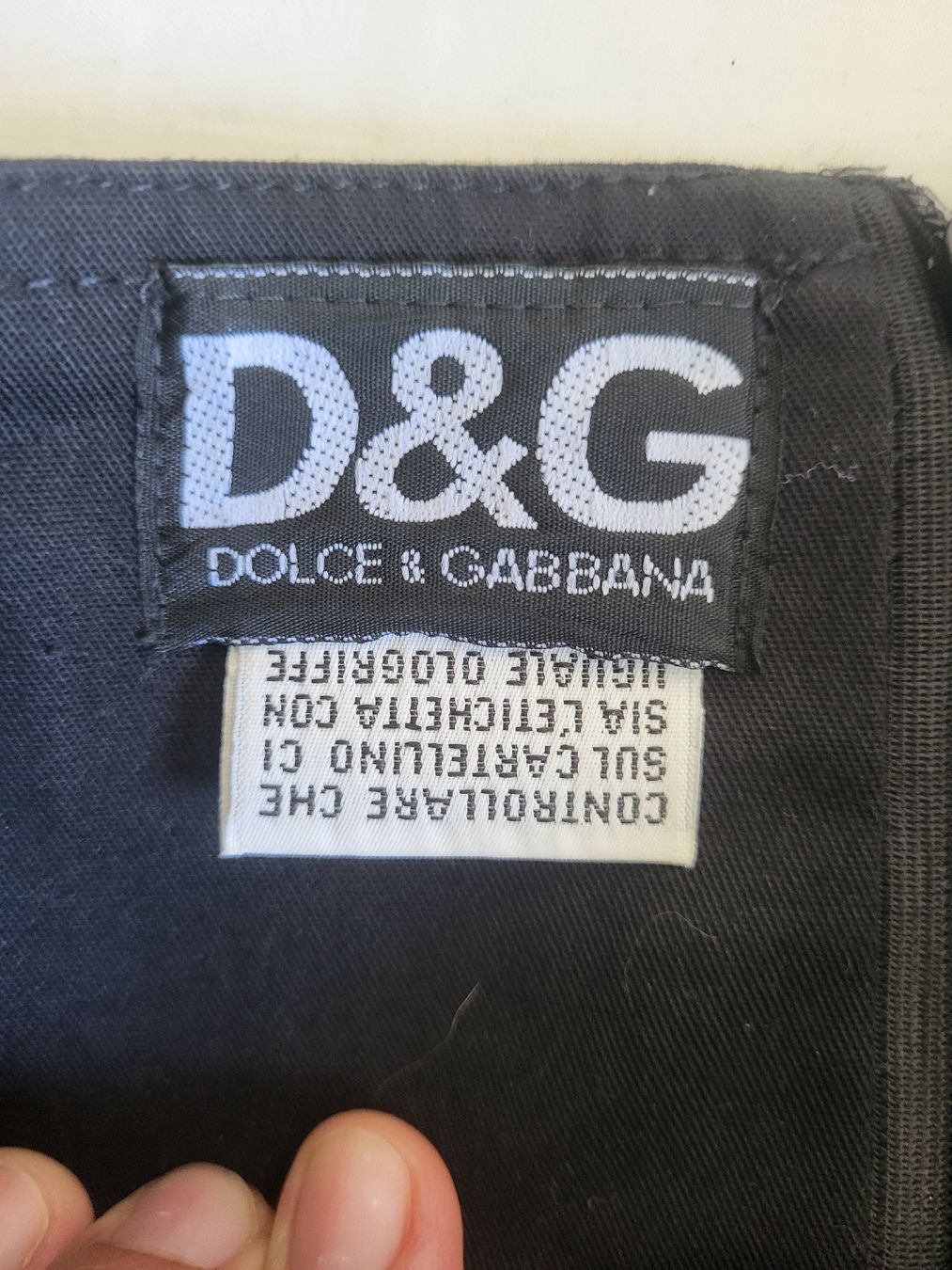 Dolce & Gabbana Gonne: Schwarzer Dolce & Gabbana Bleistiftrock Stretch-Baumwolle – Usato da Zürich venduto da sahaara01 5