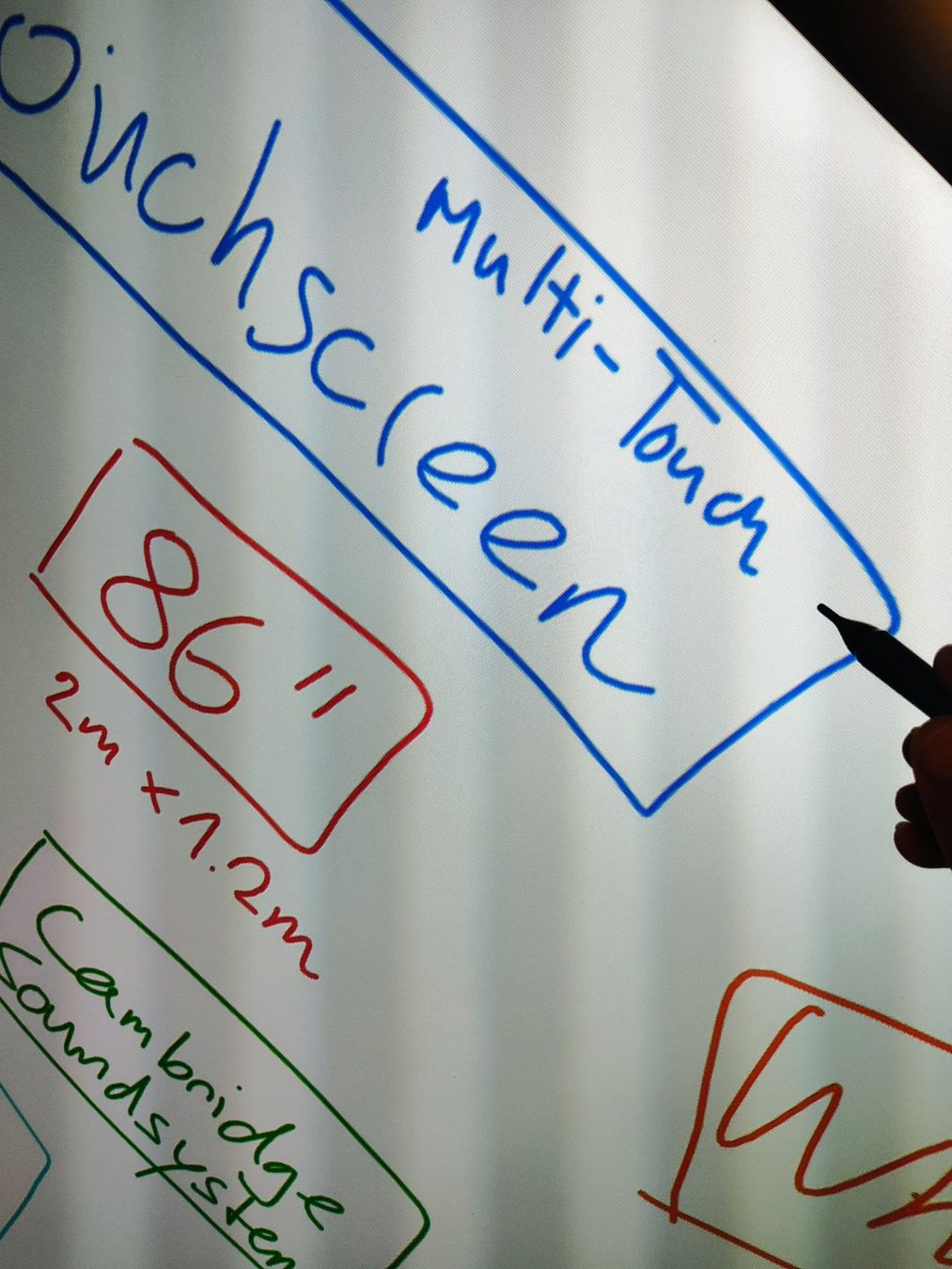 Ecrans: Gigantischer Screen 4K - Gaming/Streaming/Office/Whiteboard – D'occasion à Dürnten par edumental 5