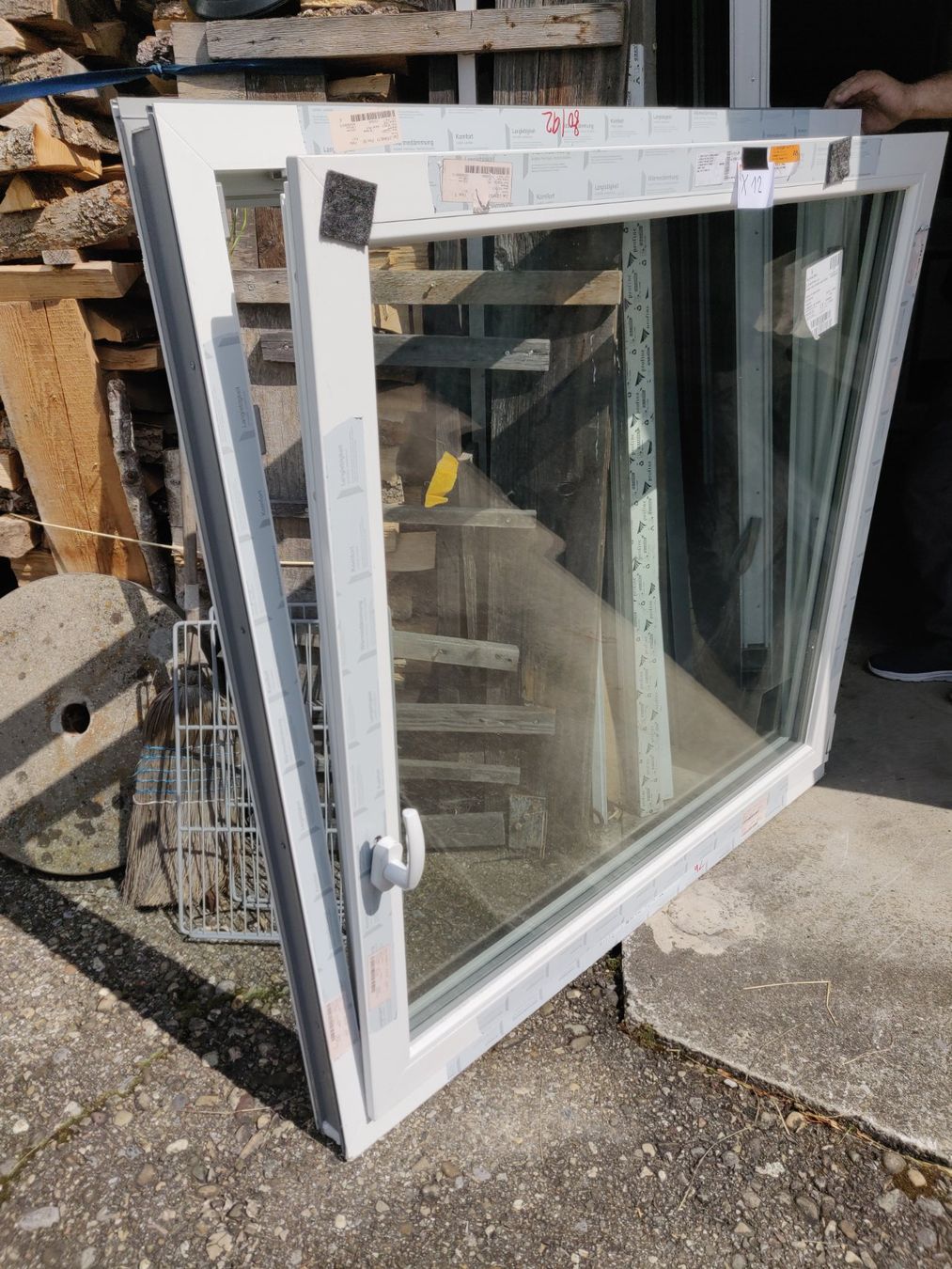 Finestre: Kunststoff-Fenster – Nuovo e nell'imballaggio originale da Rickenbach BL venduto da Karigass 1