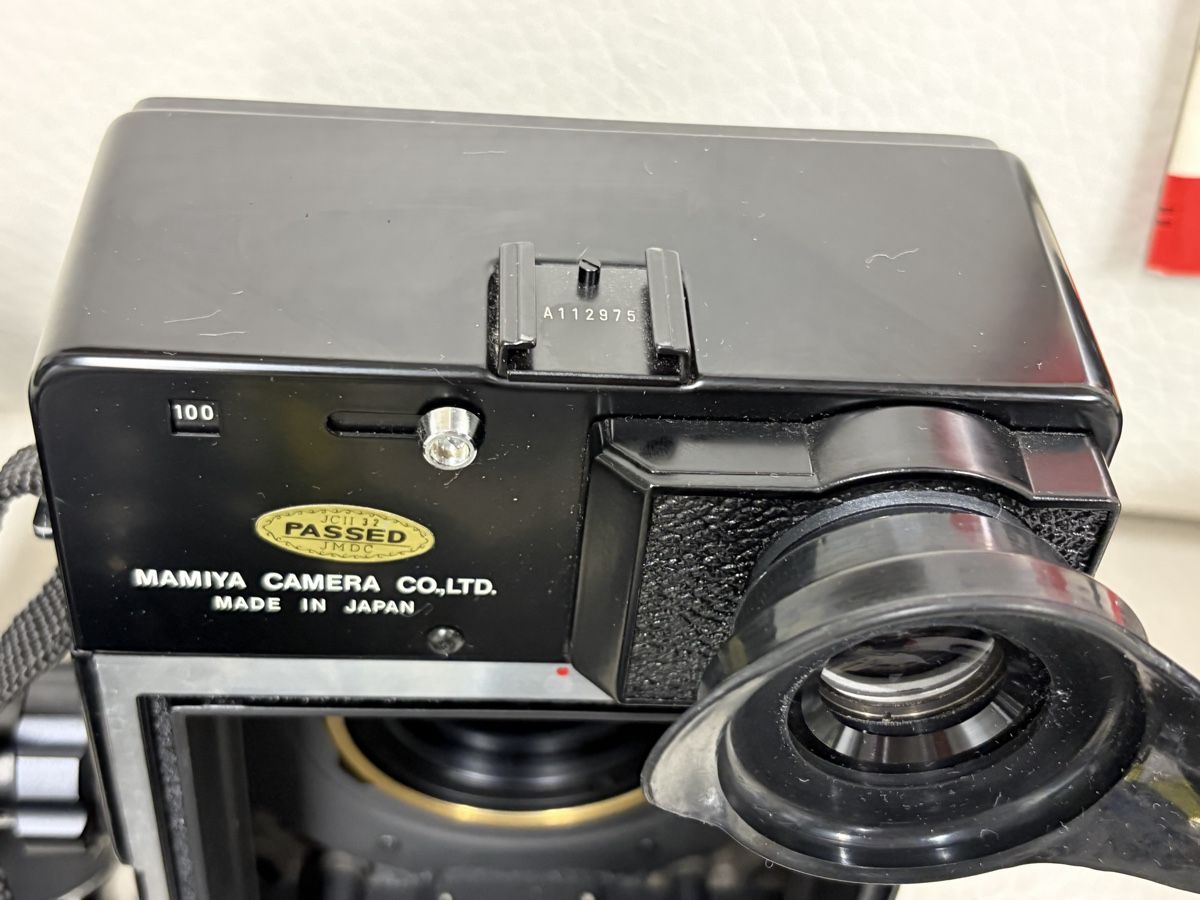 Mamiya Fotocamera: Mamiya Universal Schwarz Mittelformatkamera mit Zubehör – Usato da Dietikon venduto da cre8different 6