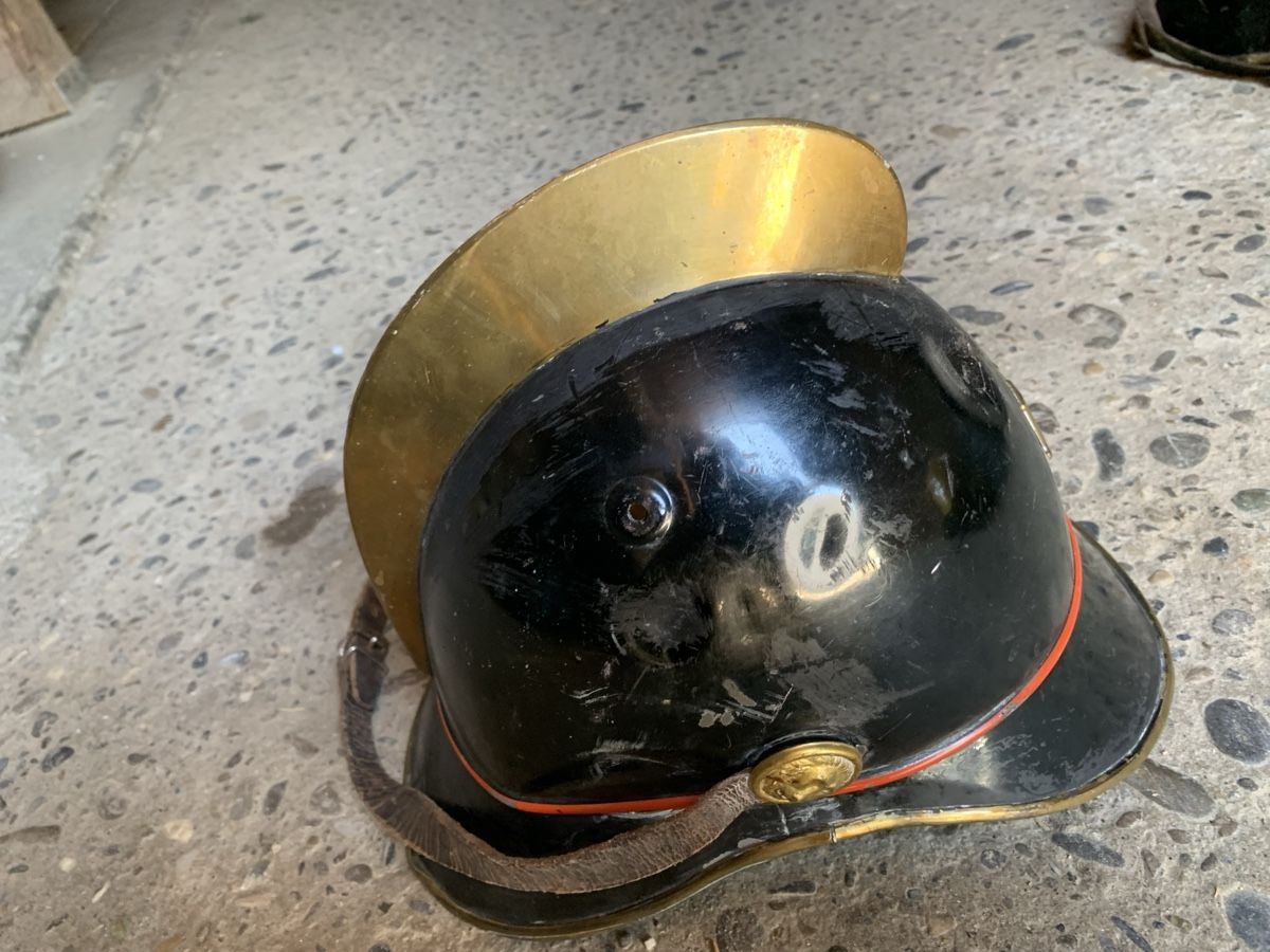 Feuerwehr: Feuerwehrhelm – Gebraucht aus Kappelen von MF1200 2