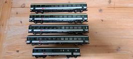 5 Roco Personenwagen