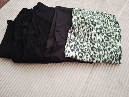 4 Umstands-Leggins Grösse S