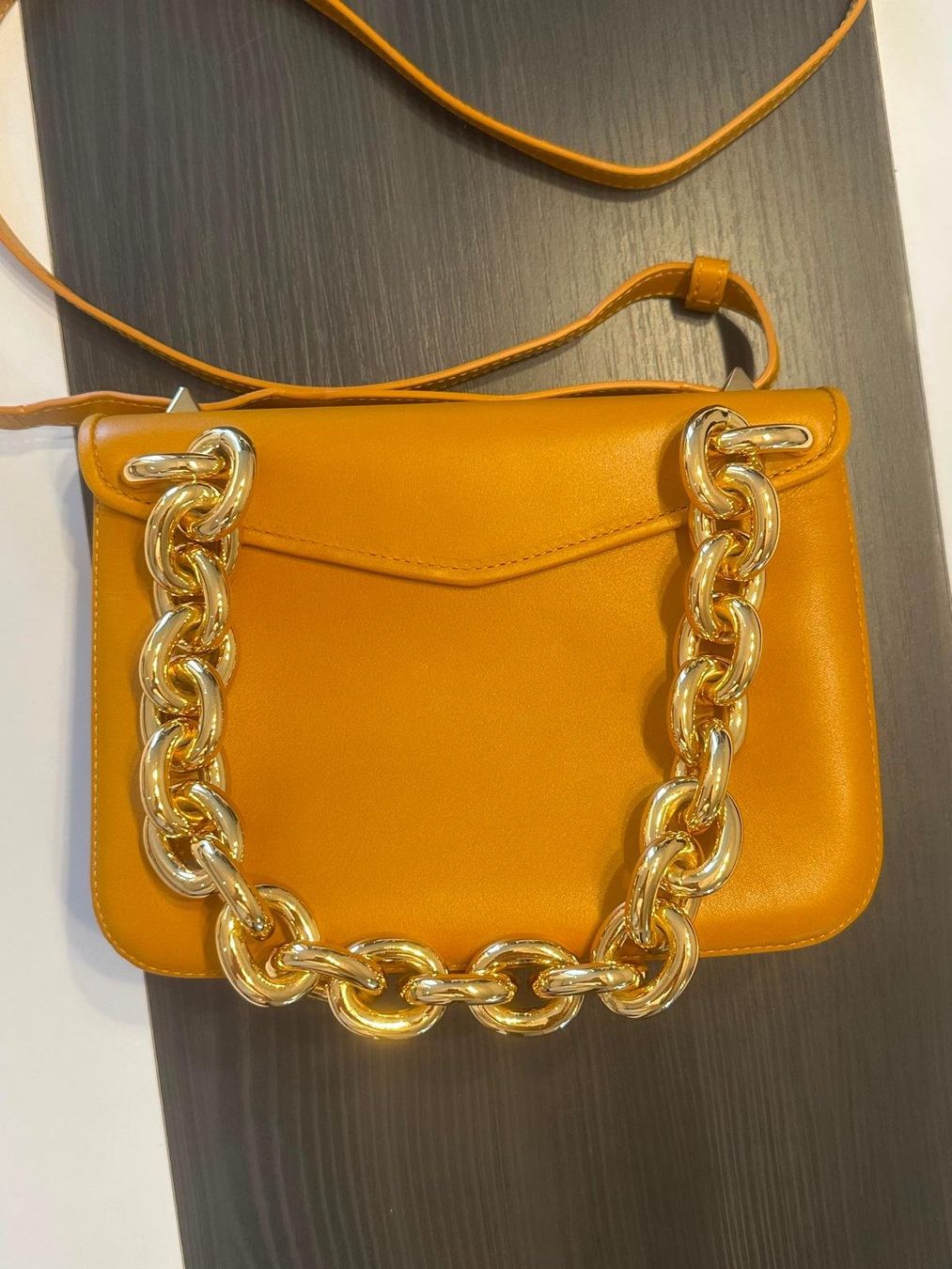 Bottega Veneta Taschen für Damen: Bottega Veneta Mount Medium Cod Shoulder Bag – Gebraucht aus Luzern von kim_g2tg 2