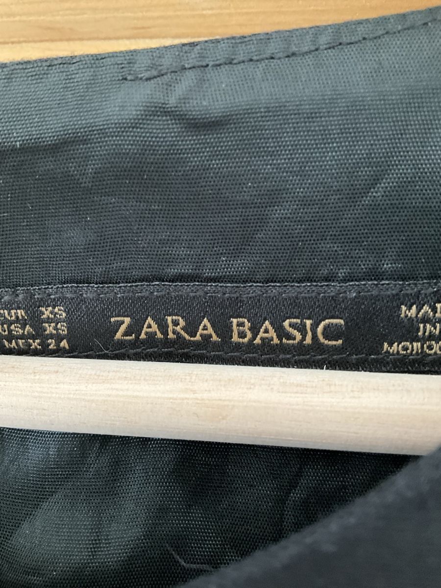 Zara Vestiti: Zara Etuikleid schwarz – Usato da Domat/Ems venduto da Satine_85 1