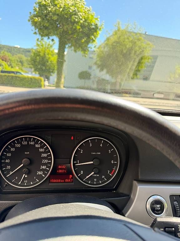 BMW Autos: Auto BMW 320i – D'occasion à Dulliken par lej_lfp7 3
