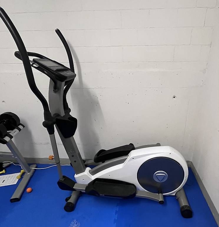 Hometrainer: Cardiostrong Crosstrainer EX40 – Usato da Dänikon ZH venduto da Khyr 1