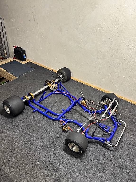 Go-Kart: Gokartrahmen mit Rädern – Usato da Märstetten venduto da Twuerth