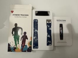 Fitness Tracker mit Herzfrequenzmessung in OVP