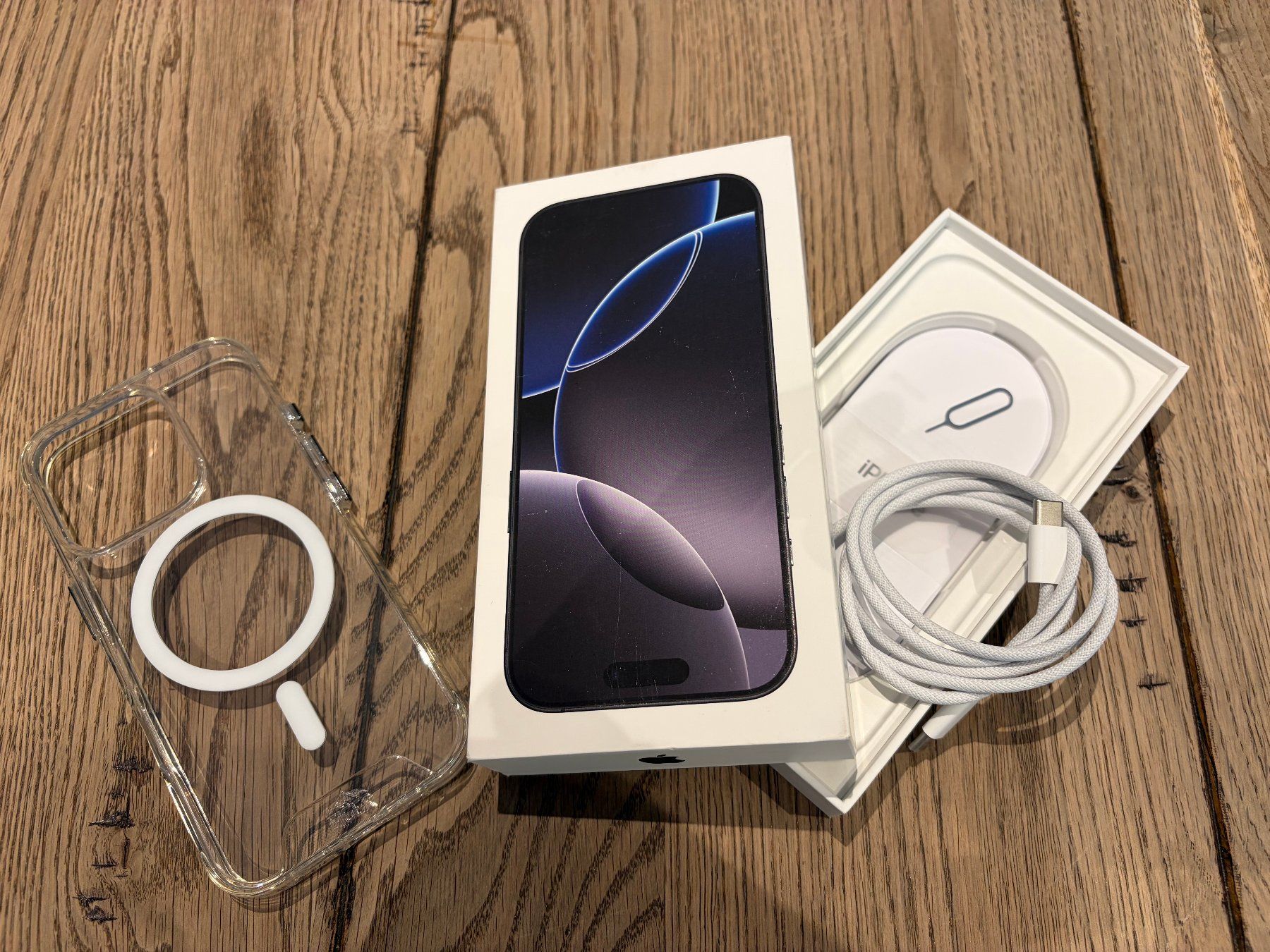 Apple Telefoni cellulari / Smartphones: I-Phoine 16 Pro, Black Titanium 512GB – Usato da Weissenburg venduto da morgeten
