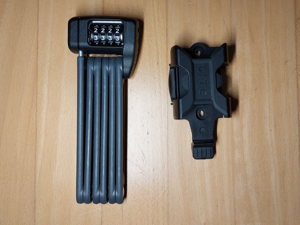 Abus Lucchetti: Abus Faltschloss Bordo Lite 6055C/85 SH, mit Zahlencode – Usato da Jenins venduto da Sgnurednax 1