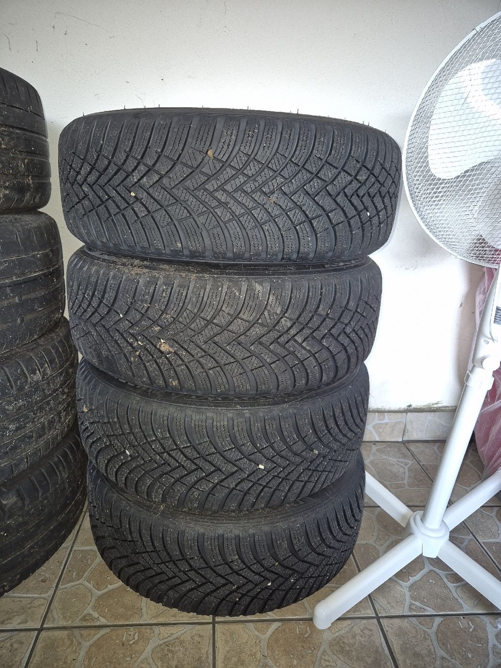 Audi Pneumatici & Ruote complete: roues hiver Audi A4 5x112 – Usato da Courtemaîche venduto da Jon.bps 3