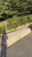 Banc en béton massif
