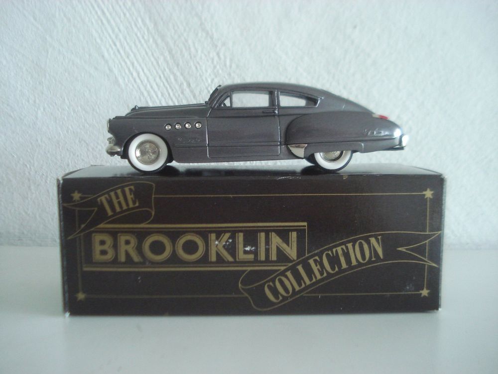 Brooklin BRK.10 - Buick Roadmaster Sedanet 1949 - Gris Métallisé - 1/43