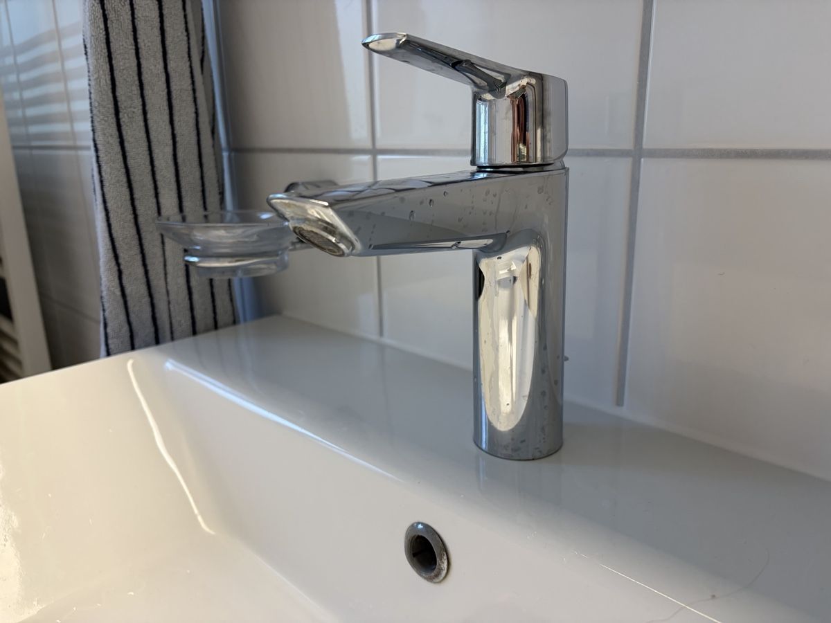 Badezimmermöbel: Doppelwaschtisch Modern 3.0 mit zwei Wasserhähnen – Gebraucht aus Schaffhausen von Evreskl91 3