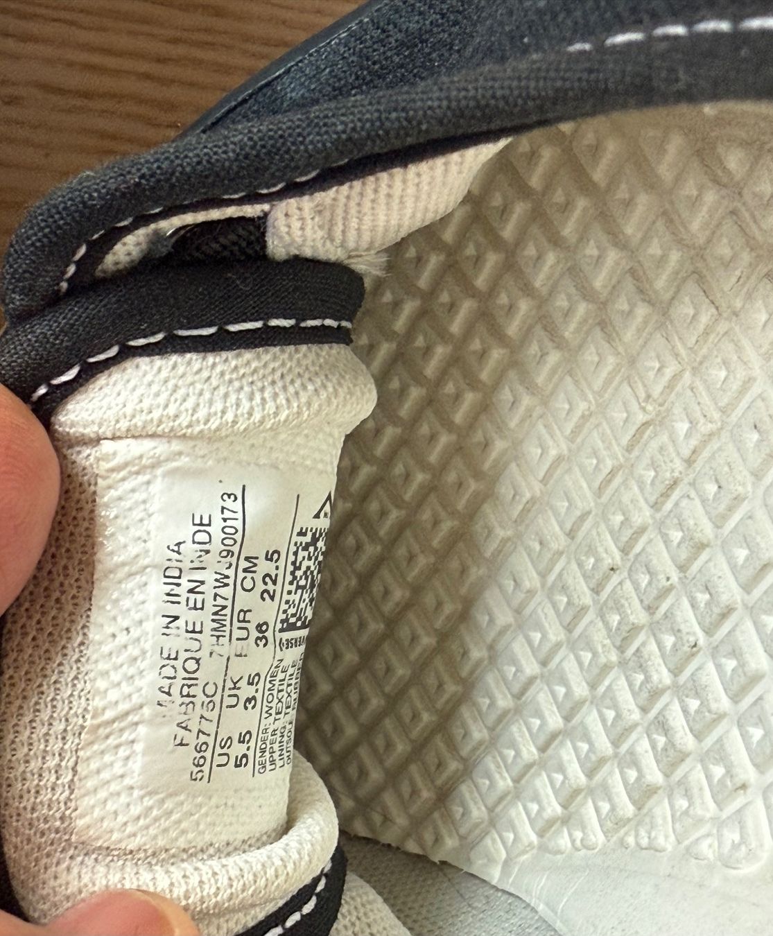 Scarpe da donna: All Star – Usato da Reinach AG venduto da BisMad3 9