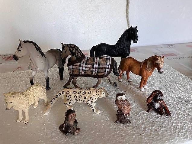 Schleich Giocattoli: lot de 9 animaux SCHLEICH – Usato da Tannay venduto da Comsa 1