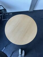 Runder Tisch, helles Holz, gebraucht
