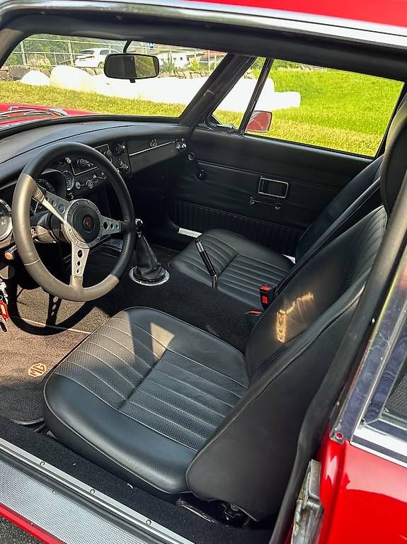 Automobili: MG B GT – Usato da Hasliberg Reuti venduto da inf_mg7k 3