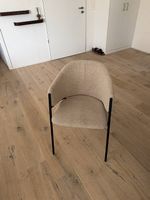 6 beige Esszimmerstühle in Bouclé-Optik  neuwertig