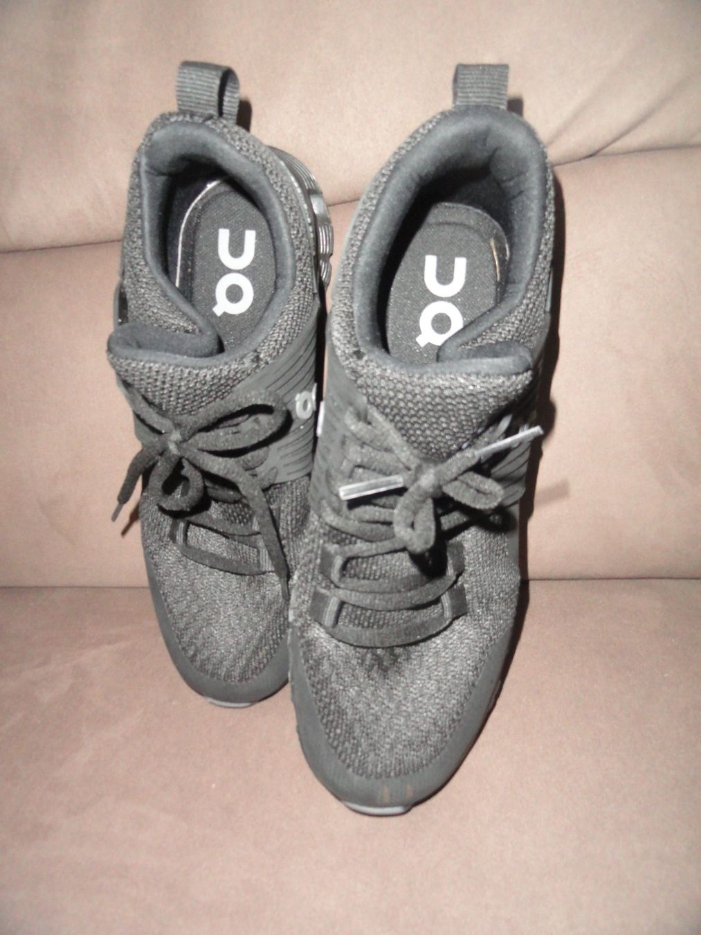 On Scarpe da donna: ON SCHUHE GR. 39 *** – Nuovo (secondo la descrizione) da Uetendorf venduto da bibibop 1