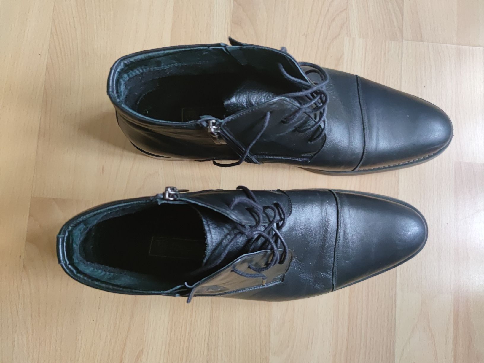 Scarpe da uomo: 46 Größe – Usato da Meggen venduto da Malecifent 1