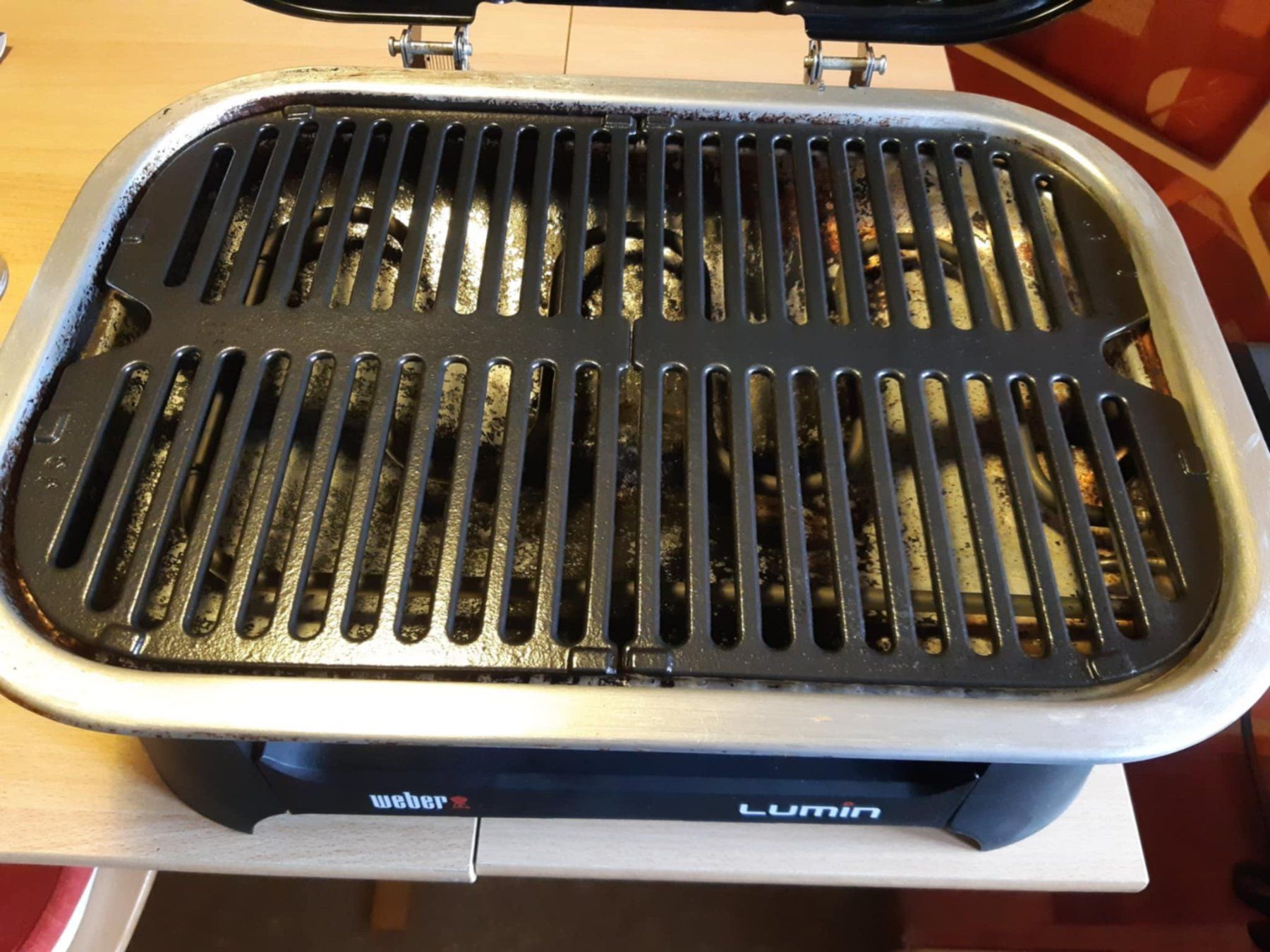Weber Griglie: Weber Lumin Compact mit Zubehör – Usato da Studen SZ venduto da Kbybrig 1