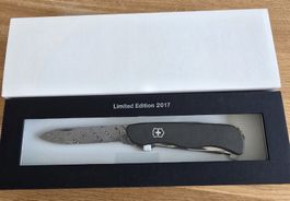 Victorinox Damast 2017