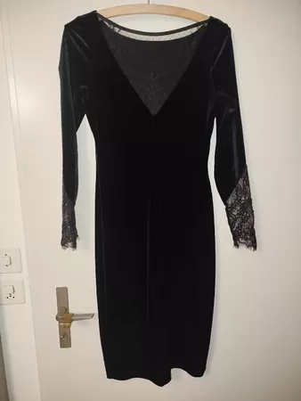 Abendkleid von Wallis (Samtkleid mit Spitze), Grösse 36