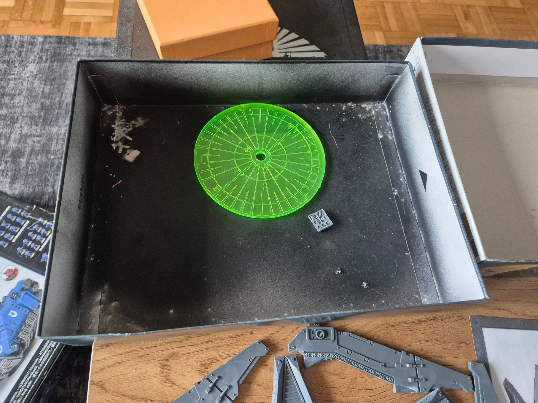 Kit di modellismo & Modellini statici: Warhammer 40K – Module de largage Space Marines (Drop Pod) – Difettoso da Lausanne venduto da raphael910 2