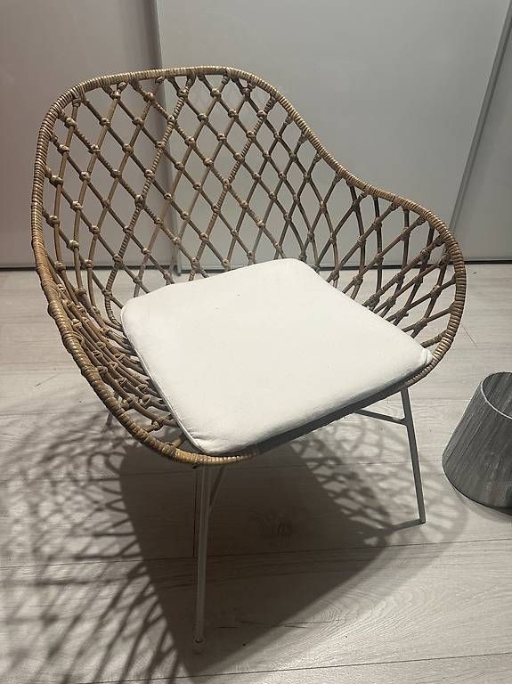 Maisons du monde Stühle: Chaise – Gebraucht aus Confignon von lynningva